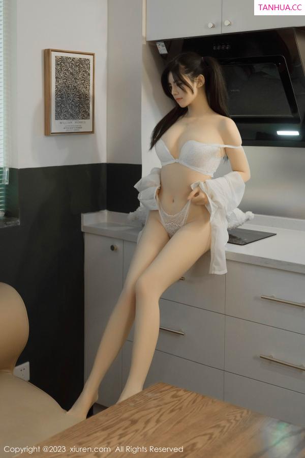 白甜  [XiuRen]高清写真图 2023.06.12 No.6896 白甜 丰腴美臀第37张图片